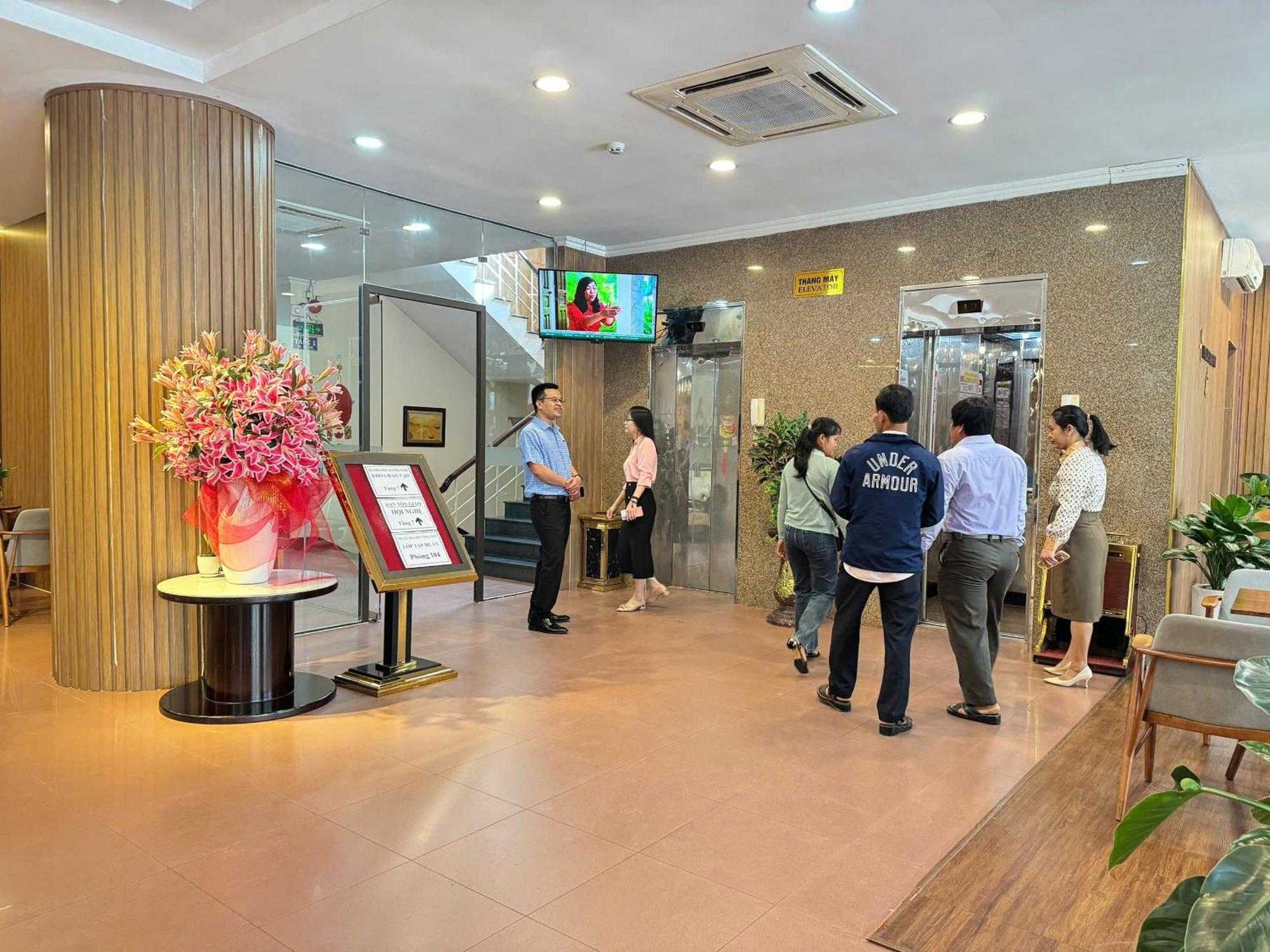 洪王酒店 广义 外观 照片
